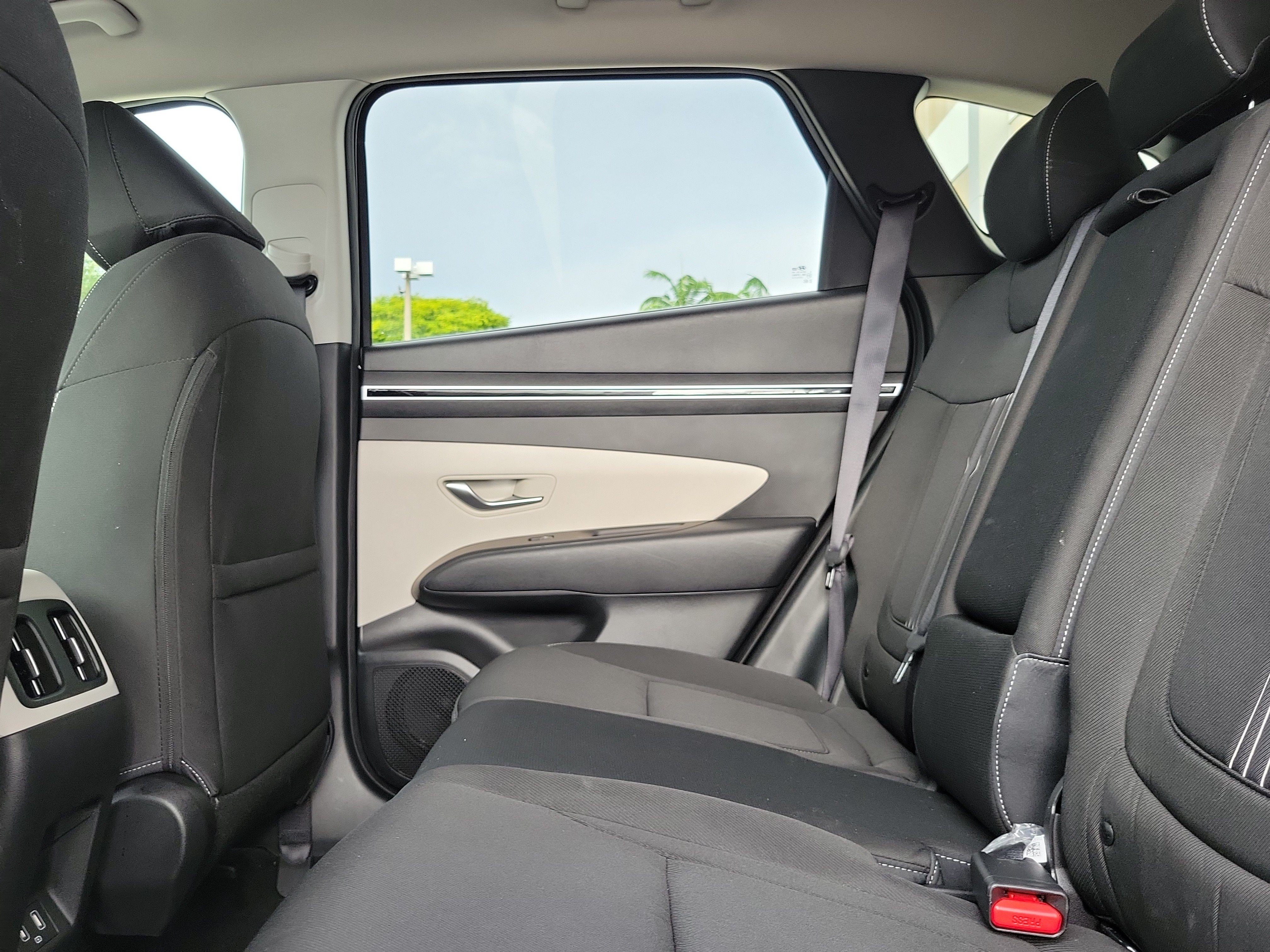 Used 2024 Hyundai Tucson SEL FWD image 13