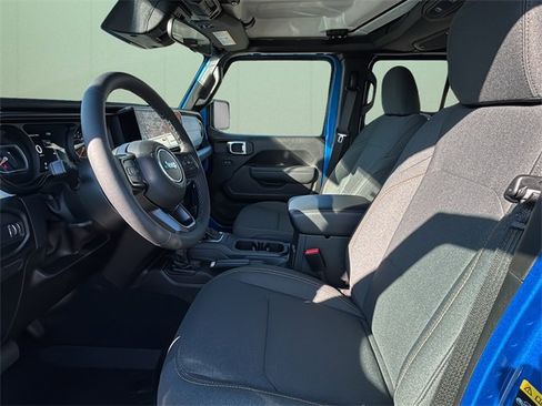 New 2026 Jeep Gladiator Sport image 18