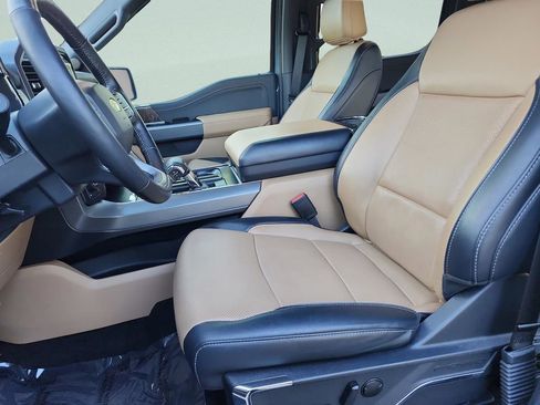 Used 2023 Ford F150 Lariat w/ Max Trailer Tow Package image 19