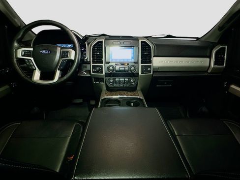 Used 2019 Ford F350 Lariat w/ Lariat Ultimate Package AWD/4WD image 9