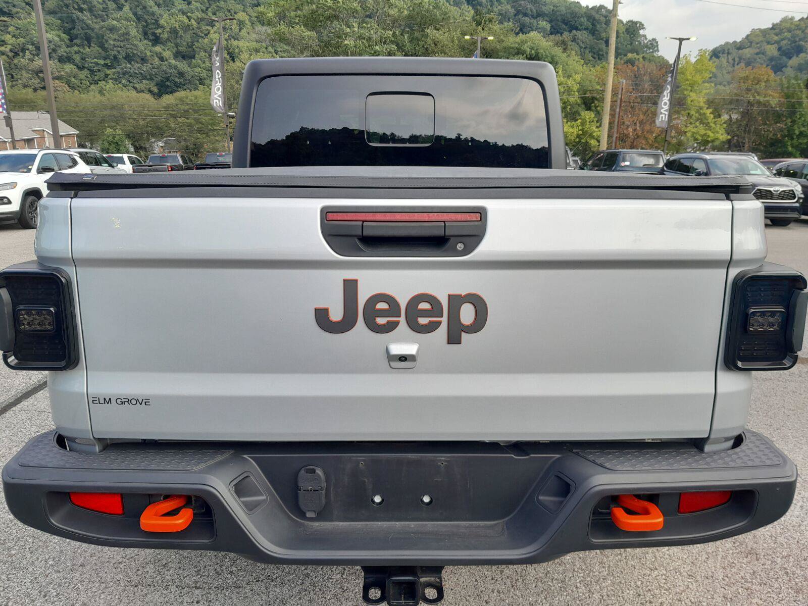Used 2022 Jeep Gladiator Mojave w/ Cold Weather Group AWD/4WD image 6