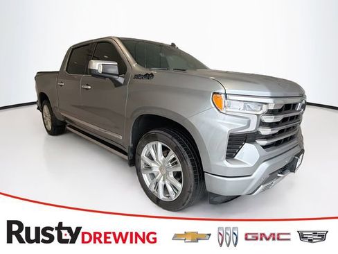 Used 2023 Chevrolet Silverado 1500 High Country w/ High Country Premium Package AWD/4WD image 1