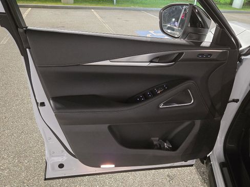 New 2026 INFINITI QX60 Luxe w/ Cargo Package image 9