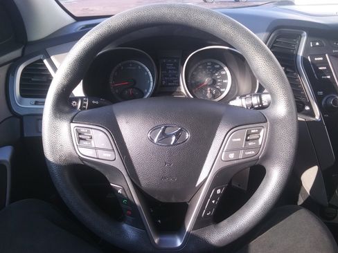 Used 2016 Hyundai Santa Fe Sport image 13