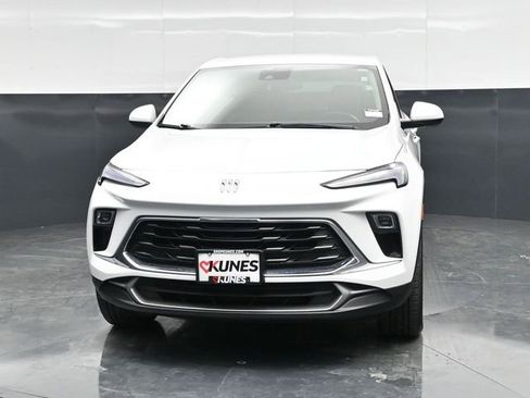 Used 2025 Buick Encore GX Preferred image 2