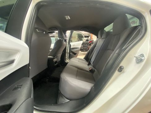 Used 2021 Toyota Corolla SE FWD image 9