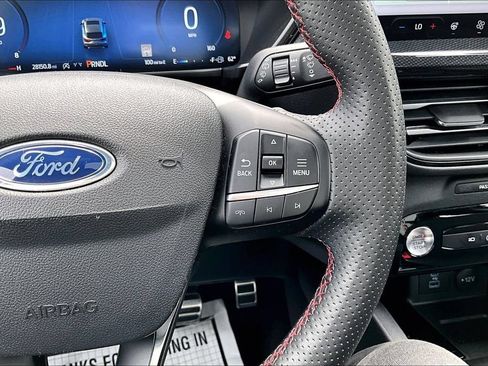 Certified 2023 Ford Escape ST-Line Select w/ Tech Pack #2 AWD/4WD image 18