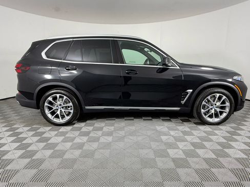 New 2026 BMW X5 xDrive40i AWD/4WD image 2