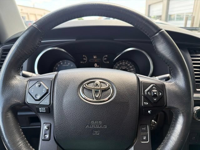 Used 2022 Toyota Sequoia TRD Sport AWD/4WD image 12