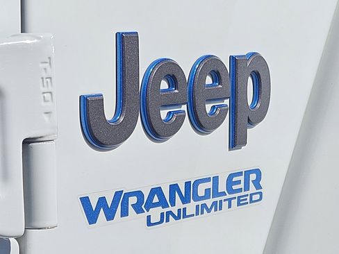 Used 2021 Jeep Wrangler Unlimited Rubicon 4xe w/ Cold Weather Group image 9