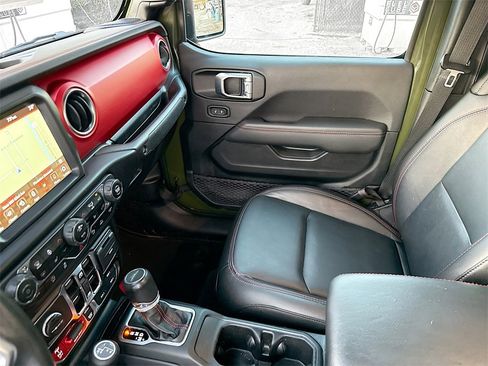 Used 2021 Jeep Gladiator Rubicon image 26