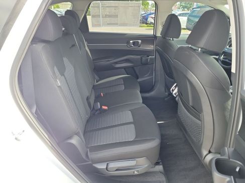 New 2026 Kia Sorento LX FWD image 12