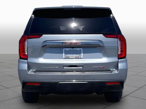 Used 2023 GMC Yukon XL AT4 w/ Technology Package AWD/4WD image 5
