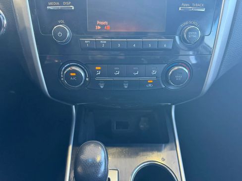 Used 2014 Nissan Altima 2.5 S w/ Display Audio Package image 18