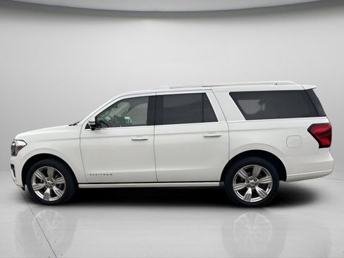 Used 2023 Ford Expedition Max Platinum AWD/4WD image 13