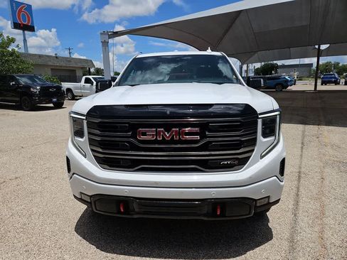 Used 2025 GMC Sierra 1500 AT4 AWD/4WD image 3