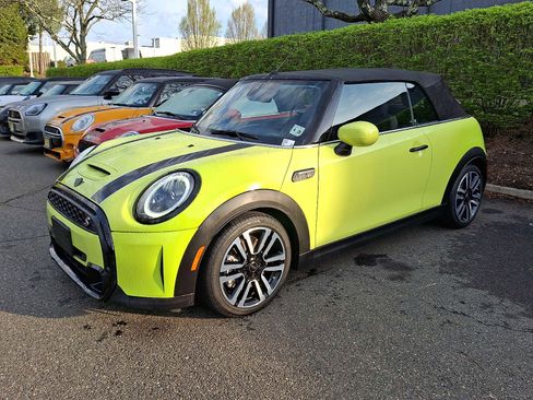 Certified 2024 MINI Cooper S FWD image 28