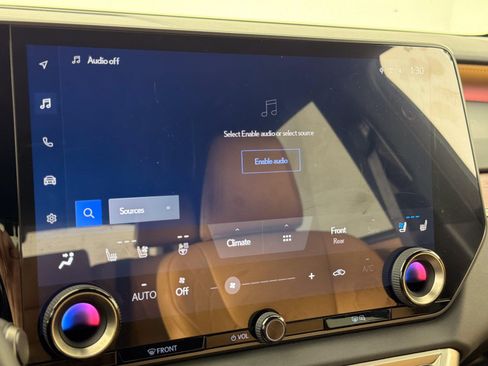 Certified 2025 Lexus RX 350 AWD/4WD image 17