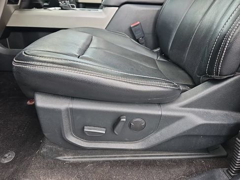 Used 2019 Ford F150 Lariat AWD/4WD image 12