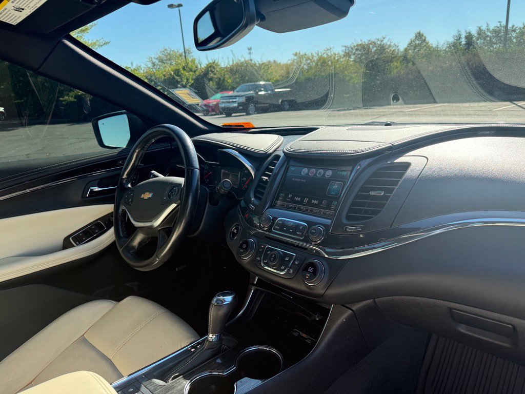 Used 2018 Chevrolet Impala Premier w/ Premier Confidence Package FWD image 10