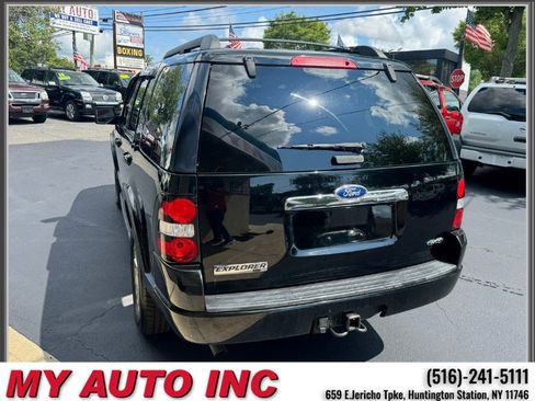Used 2010 Ford Explorer XLT AWD/4WD image 6
