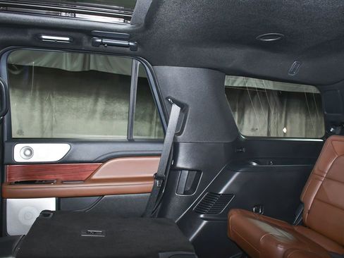 Used 2023 Lincoln Navigator Reserve image 57