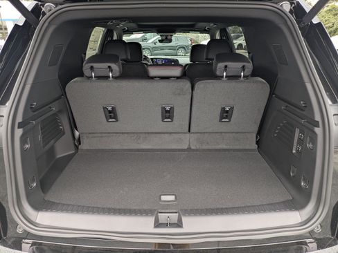 New 2026 Chevrolet Traverse RS image 13