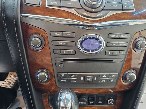 Used 2015 INFINITI QX80 4WD w/ Deluxe Technology Package image 36