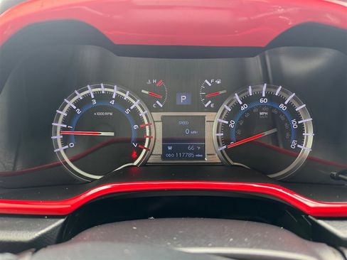 Used 2019 Toyota 4Runner SR5 RWD image 28