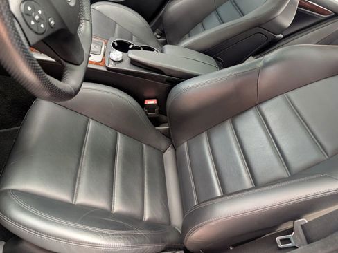 Used 2009 Mercedes-Benz C 63 AMG Sedan image 8