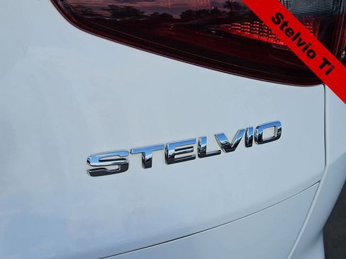 Used 2019 Alfa Romeo Stelvio Ti AWD/4WD image 11