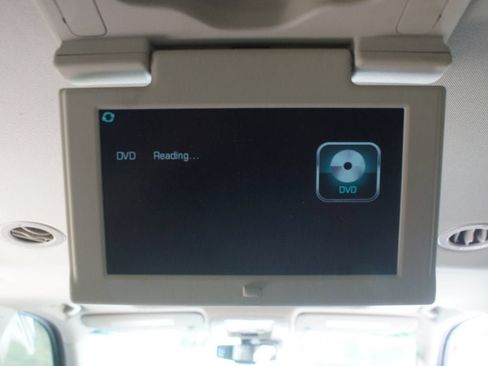 Used 2019 GMC Yukon XL SLT w/ Open Road Package RWD image 14