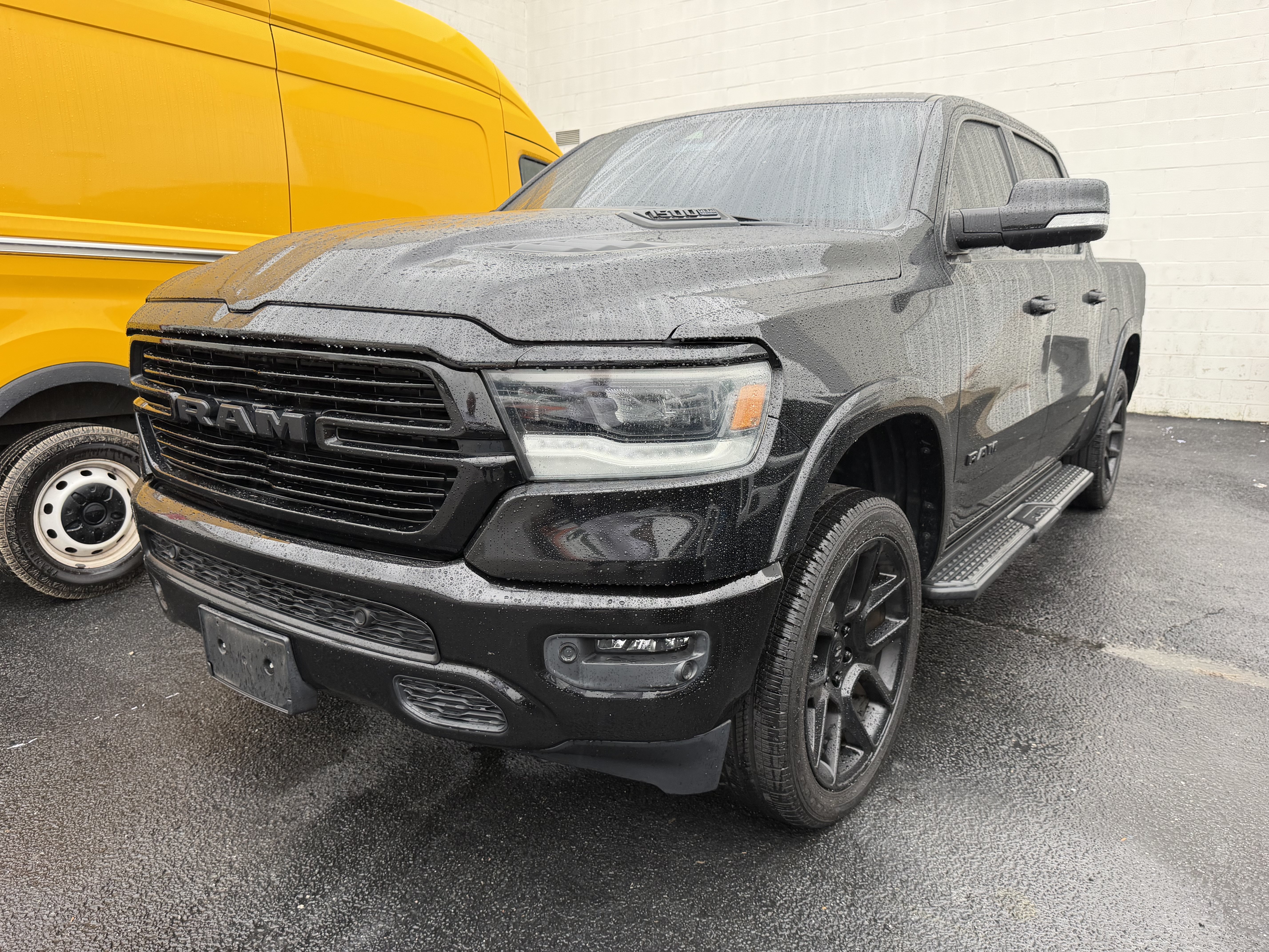 Used 2021 RAM 1500 Laramie AWD/4WD image 8