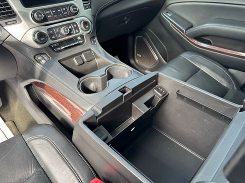 Used 2016 GMC Yukon SLT w/ Open Road Package image 23