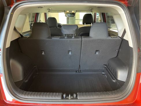 Used 2025 Kia Soul LX w/ LX Technology Package image 29