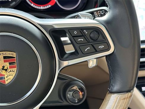 Used 2019 Porsche Cayenne E-Hybrid image 28