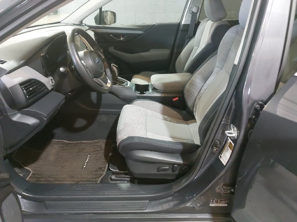 Used 2024 Subaru Outback Premium AWD/4WD image 14