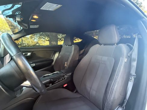 Used 2018 Ford Mustang GT image 10