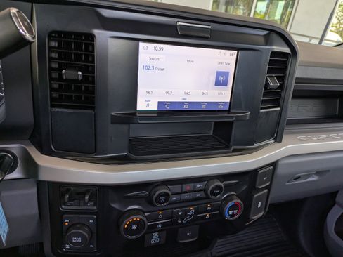 Certified 2025 Ford F250 XL w/ XL Driver Assist Package AWD/4WD image 16