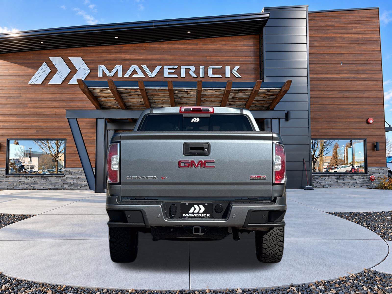 Used 2019 GMC Canyon All Terrain w/ Trailering Package AWD/4WD image 8