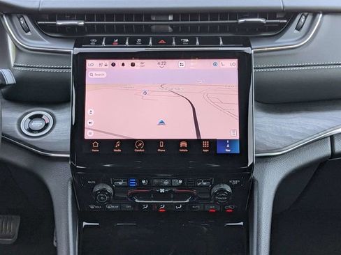 New 2025 Jeep Grand Cherokee L Overland w/ Trailer Tow Package image 19