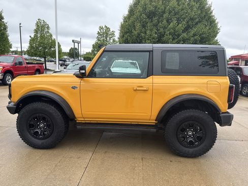 Used 2021 Ford Bronco Wildtrak image 8