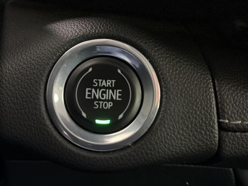 Used 2023 Buick Envision Preferred AWD/4WD image 31