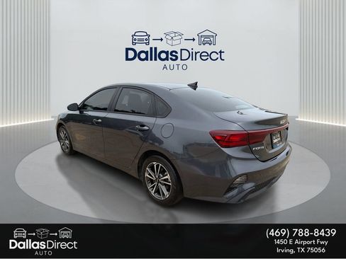 Used 2023 Kia Forte LXS w/ LXS Technology Package FWD image 8