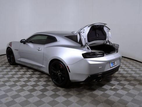 Used 2018 Chevrolet Camaro SS w/ Redline Edition RWD image 10
