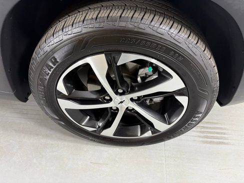 Used 2024 Chevrolet Trax RS w/ Driver Confidence Package image 10