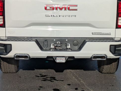 New 2026 GMC Sierra 1500 Elevation image 25