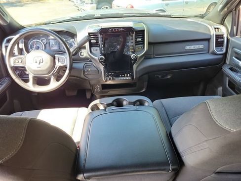 Used 2024 RAM 3500 Big Horn w/ Sport Appearance Package AWD/4WD image 17
