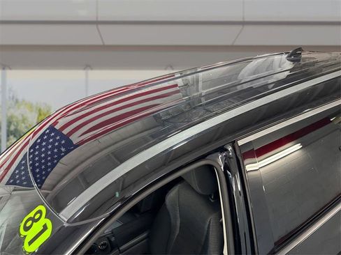 Used 2021 Nissan Rogue SV AWD/4WD image 11