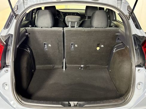 Used 2021 Nissan Kicks SR image 20